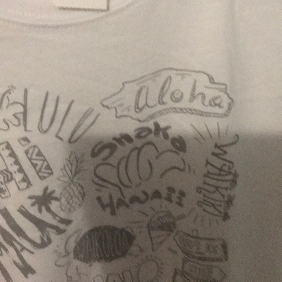 Island Girl graphic t-shirt - Picture 4 of 6